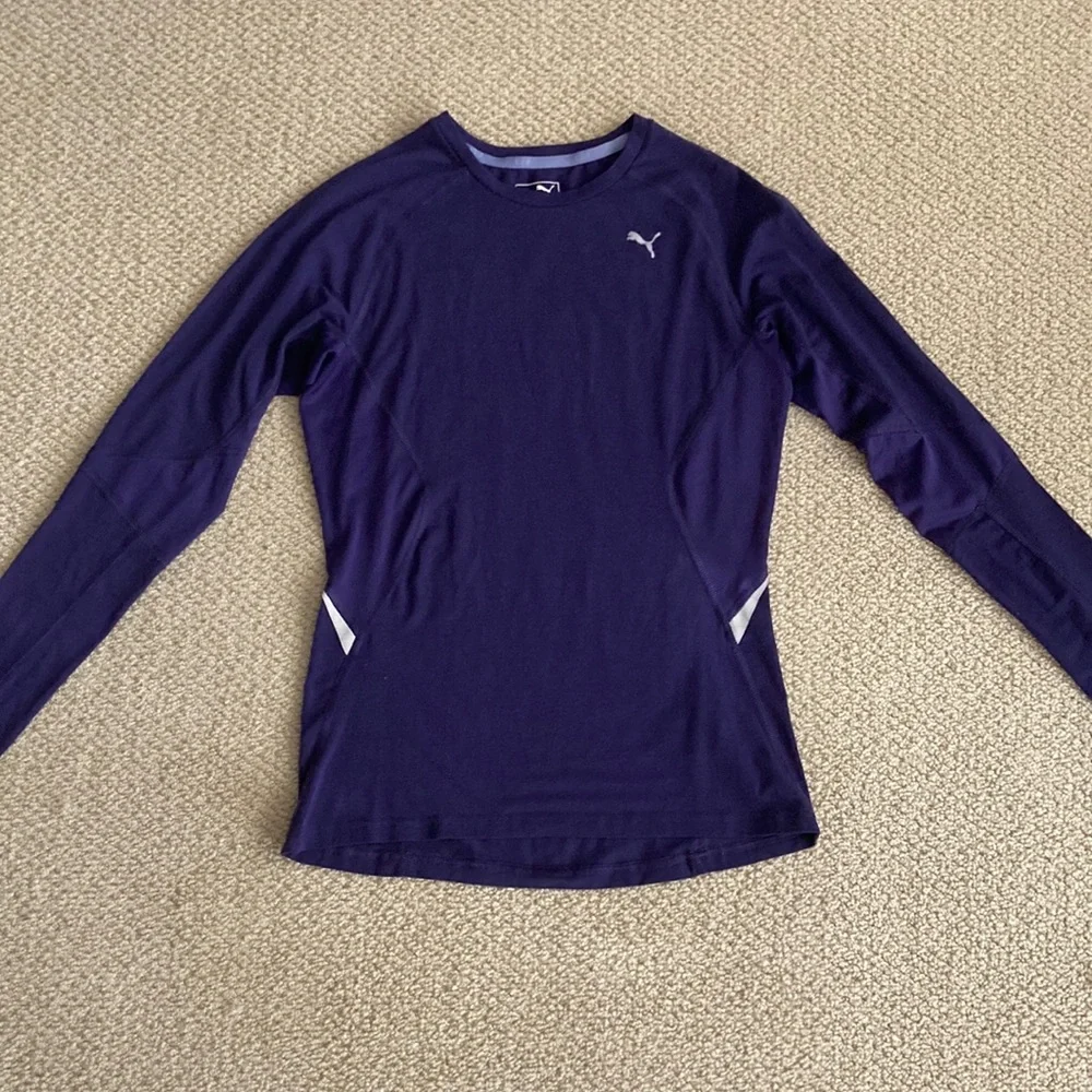 PUMA Cool Cell Athletic Reflective Long Sleeve Shirt Crew Purple Small Top Vent